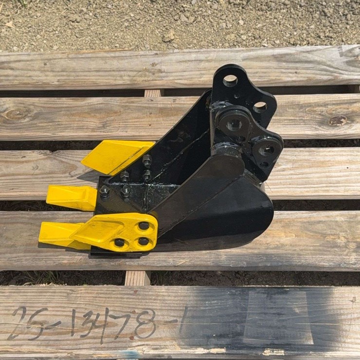 7” W Mini Excavator Bucket Model ZL-12