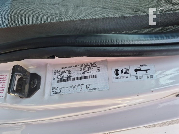 2003-ford-e350-image-14