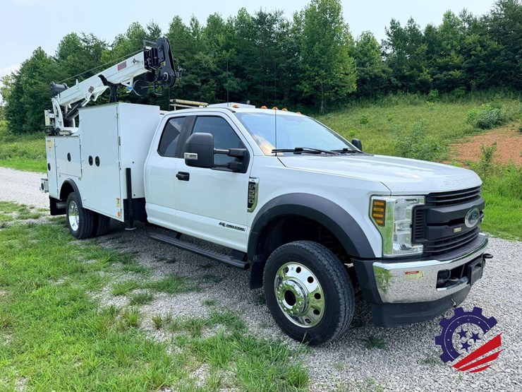 2019-ford-f550-xl-image-9