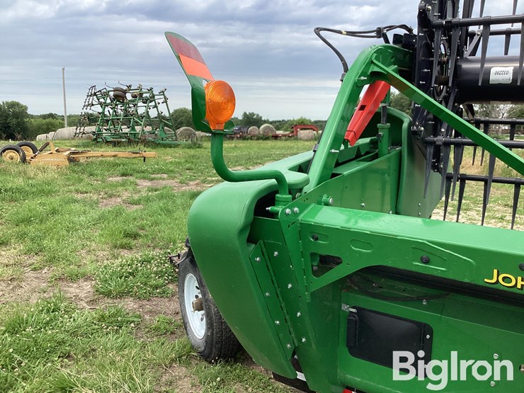 2018-john-deere-635fd-image-9