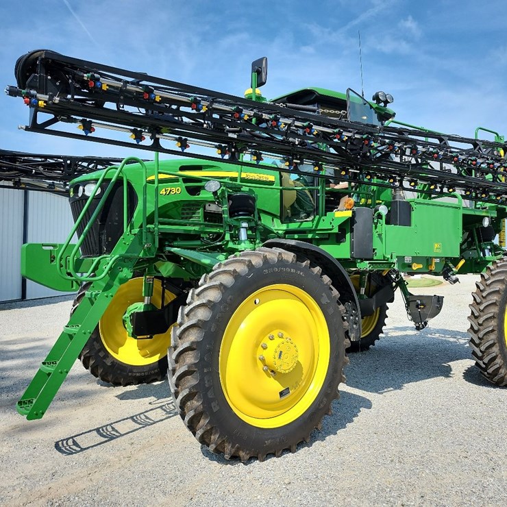 2011 JOHN DEERE 4730