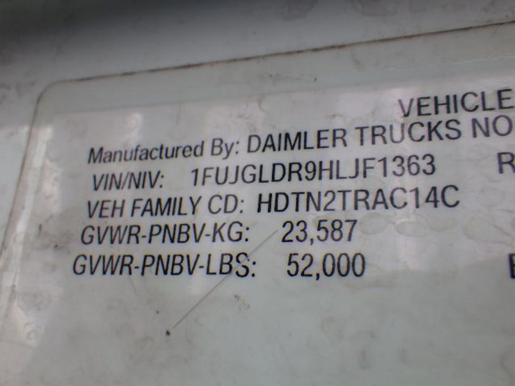 2017-freightliner-cascadia-125-evolution-image-23