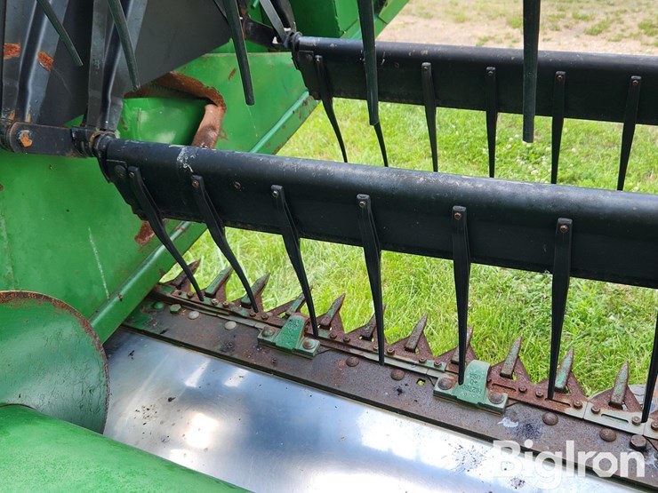 1988-john-deere-920-image-16