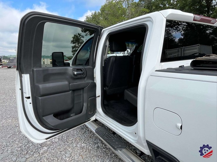 2021-chevrolet-silverado-2500-image-54
