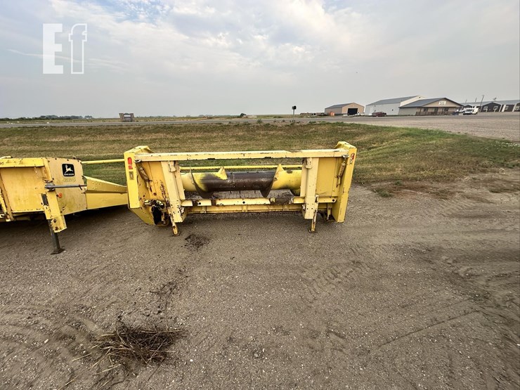 john-deere-630-image-7