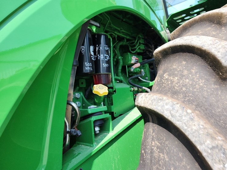 2015-john-deere-9420r-image-17