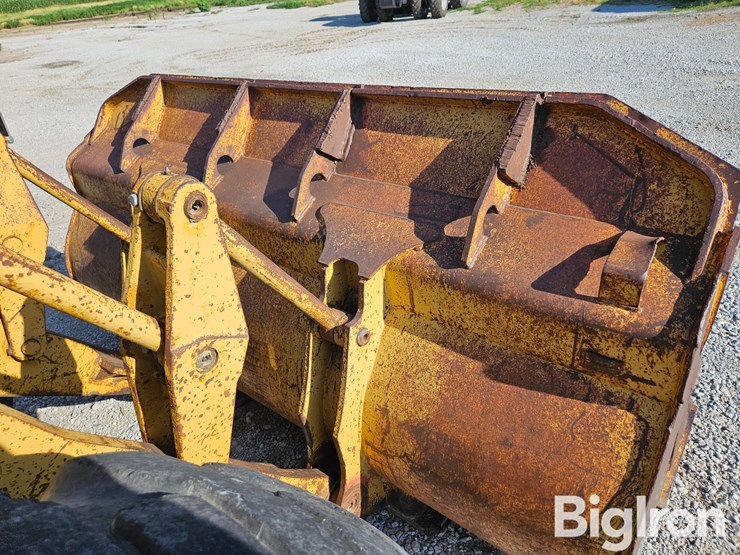 caterpillar-950-image-15