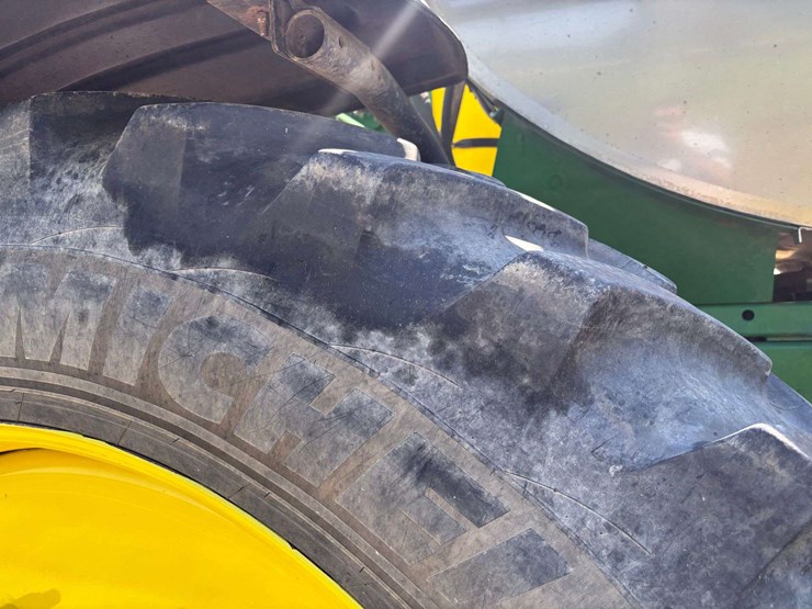 john-deere-4930-image-11