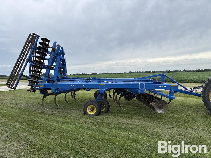 2010-landoll-2211-13-image-4