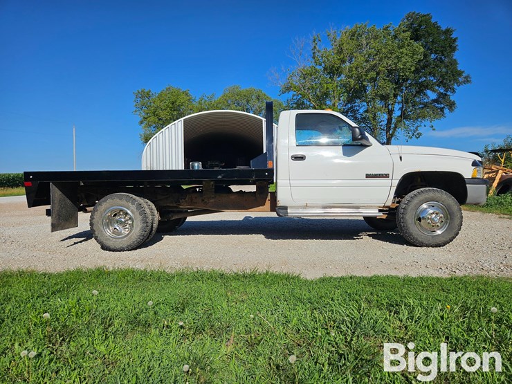 2002-dodge-ram-3500-image-4
