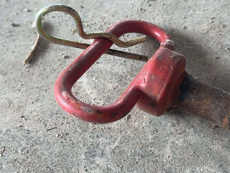 assorted-tractor-hitch-pins-clevis-pins-and-hardware-accessories-lot-image-18