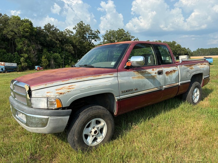 1996-dodge-ram-1500-image-1