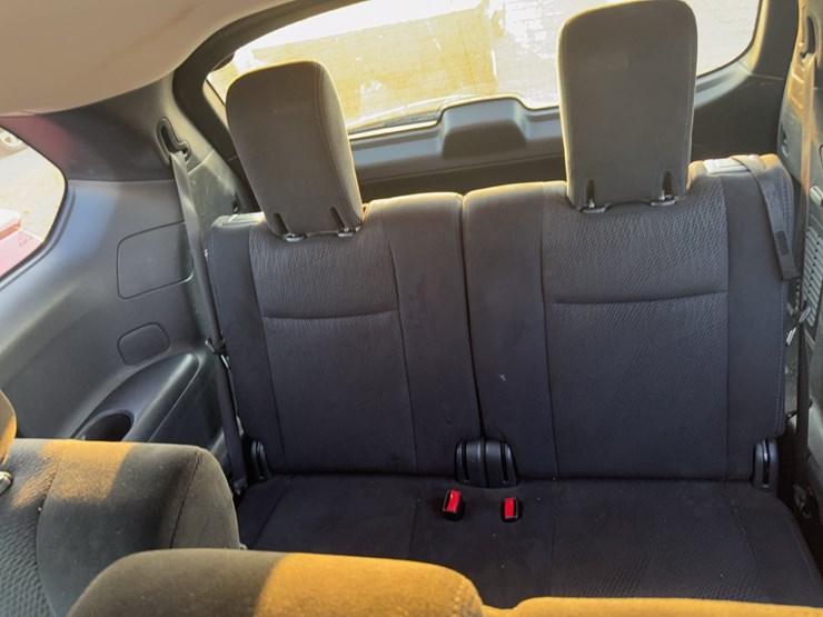 2016-nissan-pathfinder-image-22