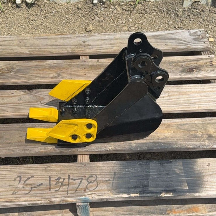 7” W Mini Excavator Bucket Model ZL-12