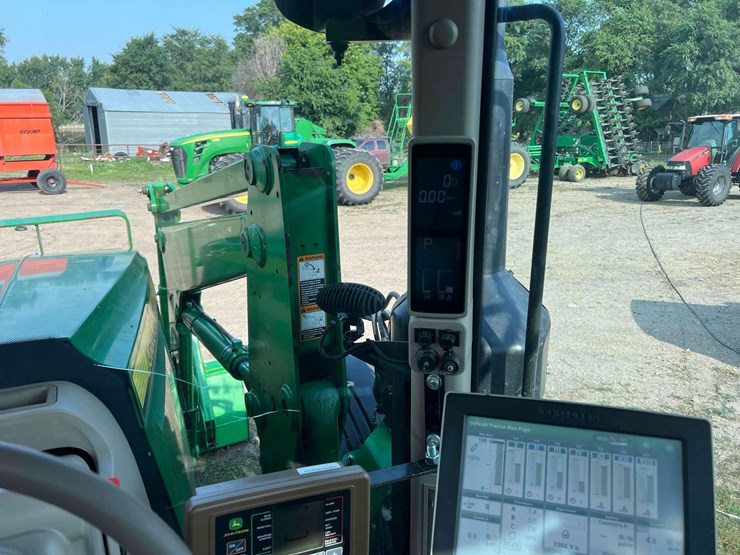 john-deere-7230r-image-13
