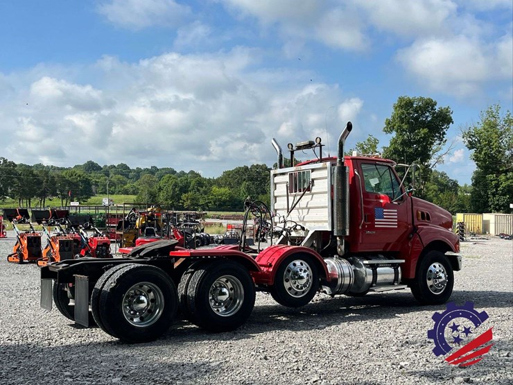 2007-sterling-l9500-image-4