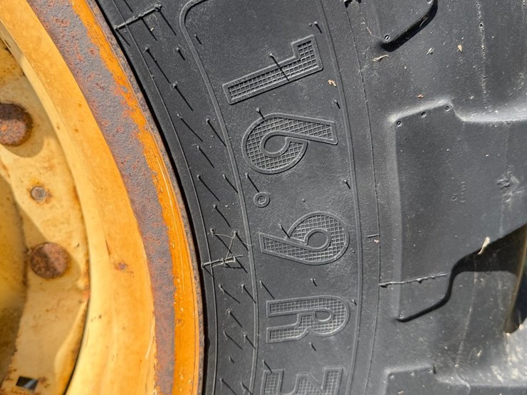new-holland-8970-image-7