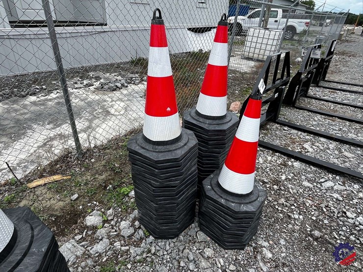 (50)-unused-2026-ce-irstc-safety-traffic-cones-image-6