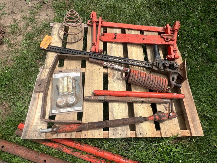 #9571-•-misc.-allis-chalmers-parts-image-2