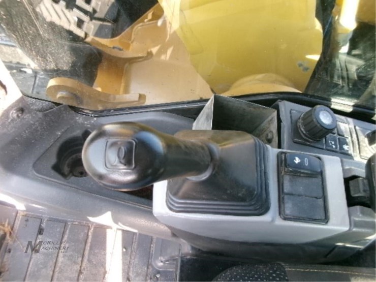 2019-caterpillar-307.5-image-23