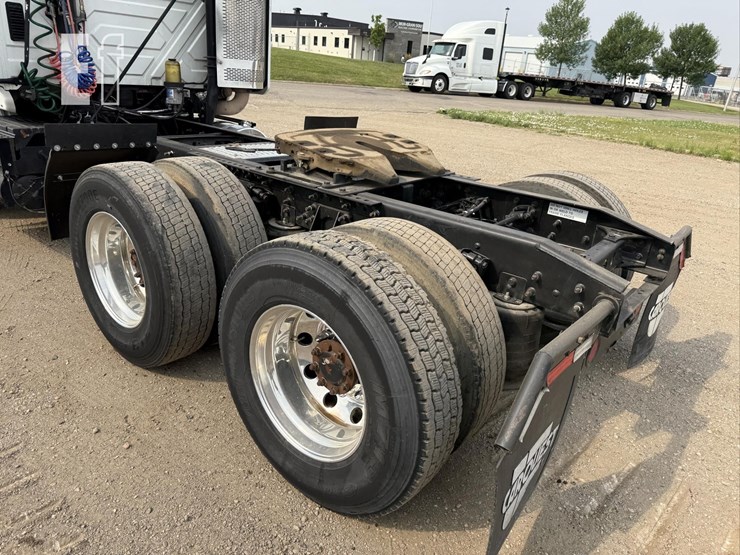 2009-international-transtar-8600-image-7