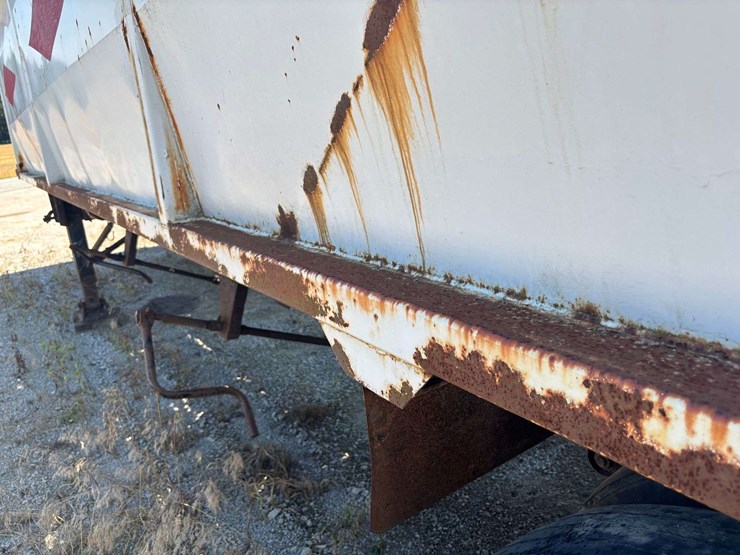1995-wheeler-hopper-bottom-image-13