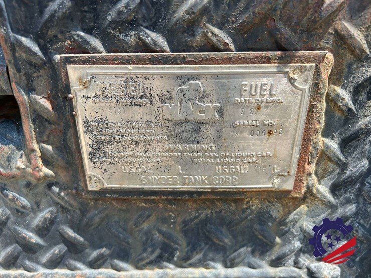 1988-mack-dm690s-image-85