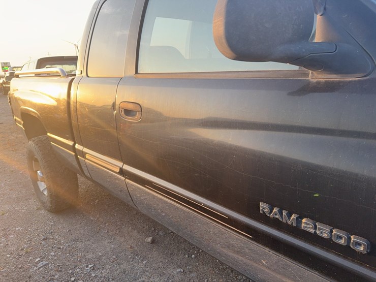 2001-dodge-ram-2500-image-7