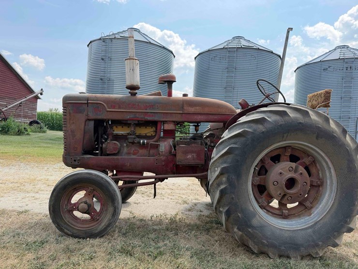 mccormick-deering-w6-standard-tractor-image-2