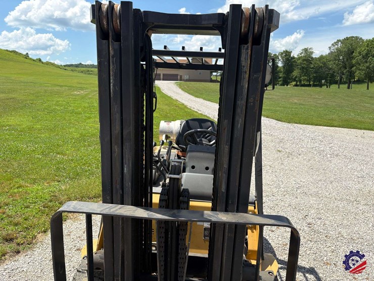 caterpillar-gp30n-image-12