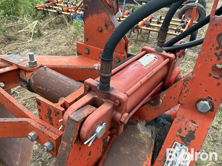 massey-ferguson-57-image-19