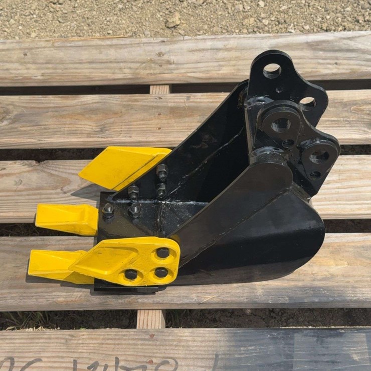 7” W Mini Excavator Bucket Model ZL-12
