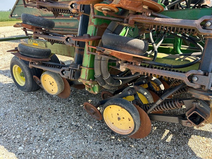 john-deere-787-image-5