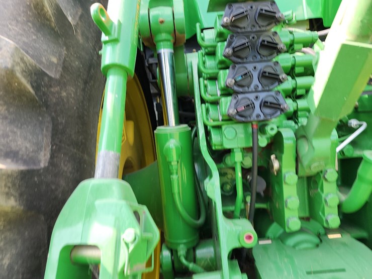 2002-john-deere-8420-image-16