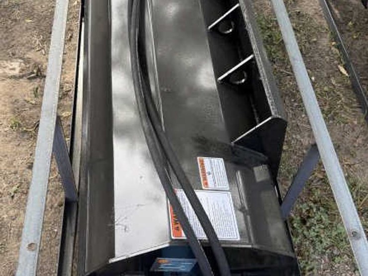 #16-•-skid-steer-73"-rotary-tiller-image-2