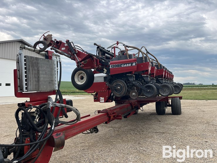 2003-case-ih-1200-image-2