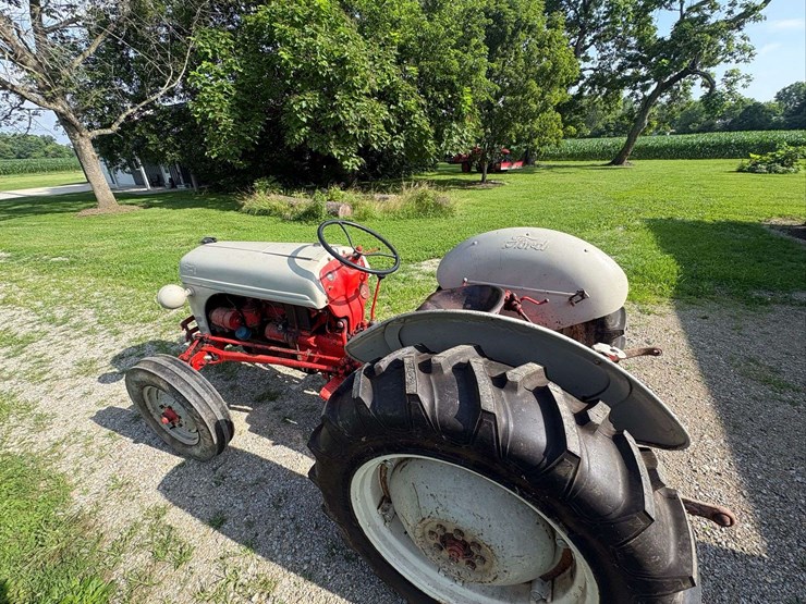 ford-8n-image-10