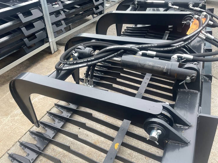 #8263-•-unused-2026-jct-skid-steer-rock-grapple-bucket-(o2)-image-7
