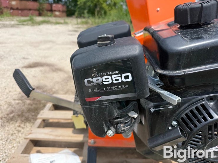 landmax-wood-chipper-image-10