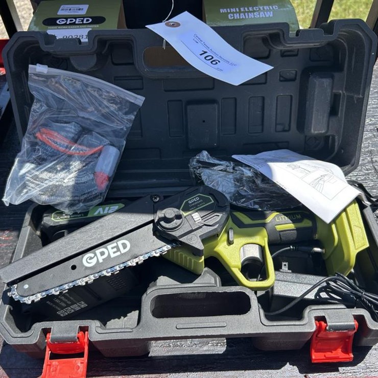 #106 • GPED 6" Cordless Electric Mini Chainsaw w/ (2)