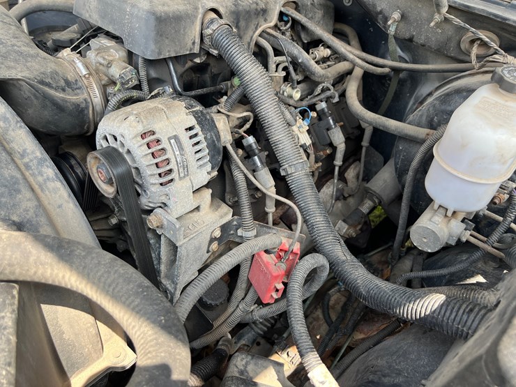 2000-chevrolet-1500-image-17