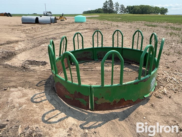 hw-steel-bale-feeder-image-8