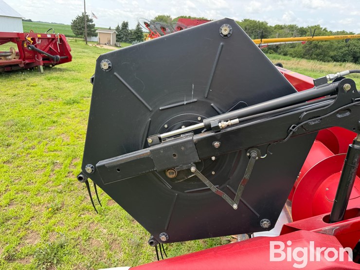 2012-case-ih-3020-image-16