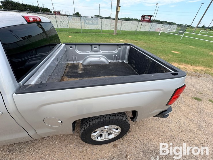 2018-chevrolet-silverado-1500-z71-image-12