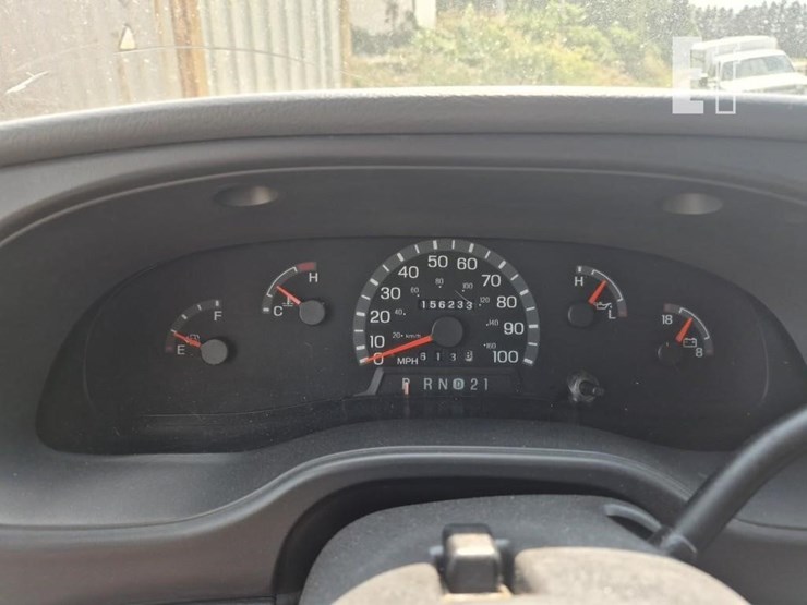 2003-ford-e350-image-12