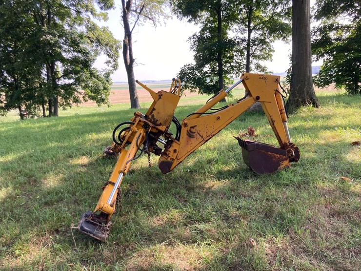 backhoe-attachment-for-vermeer-trencher-image-1