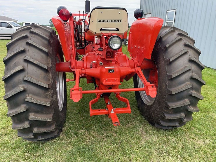 1963-allis-chalmers-d-17-series-iii-image-24