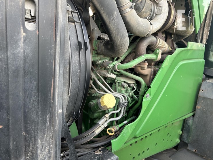 john-deere-6175r-image-43