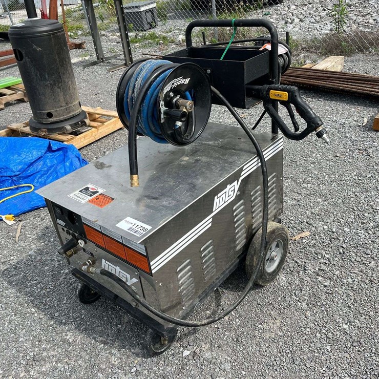 2007 HOTSY 1710 Pressure Washer
