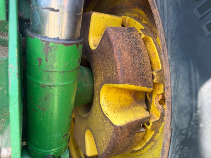 2007-john-deere-8430-image-16